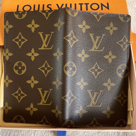 PRISTINE Vintage Authentic Louis Vuitton Monogram Canvas Bifold! - Picture 3 of 14